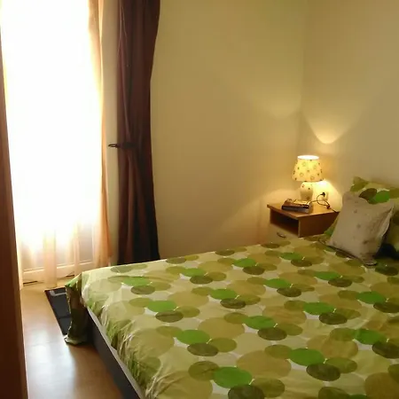 Apartment Kastel Novi 16018b